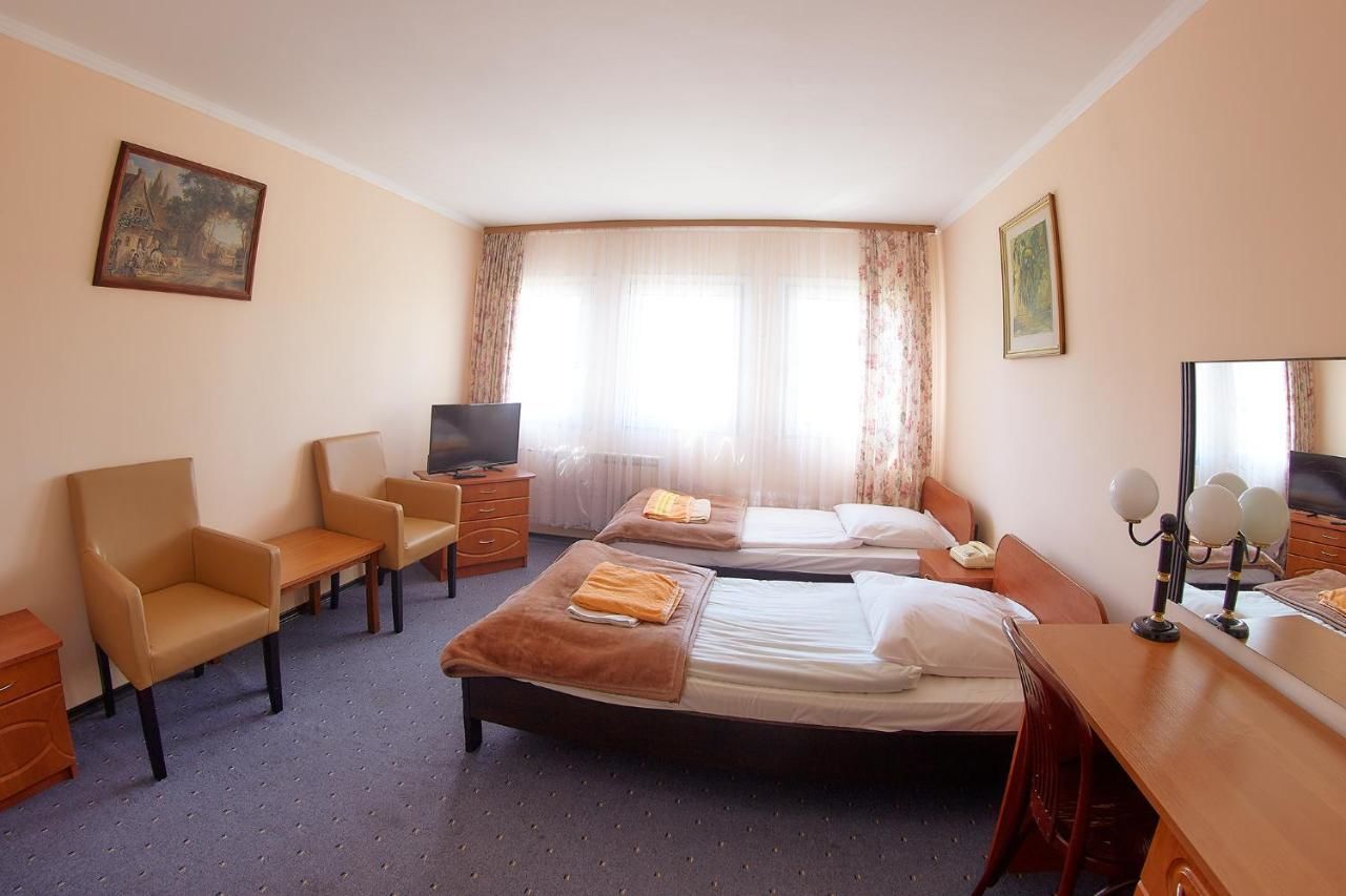 Отель Hotel Hetman Седльце-6